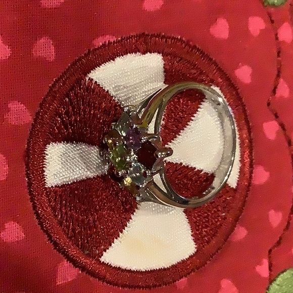 🍗❤️Beautiful Mother’s Ring - Picture 2 of 3